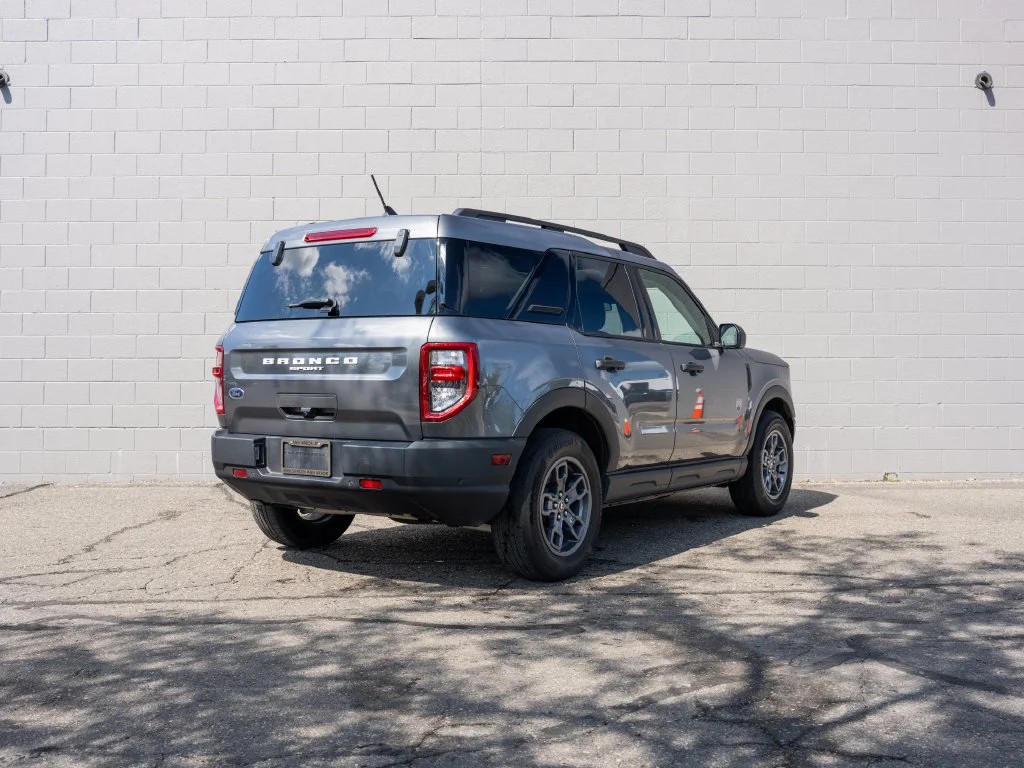 Used 2024 Gray Metallic Ford Big Bend image 7