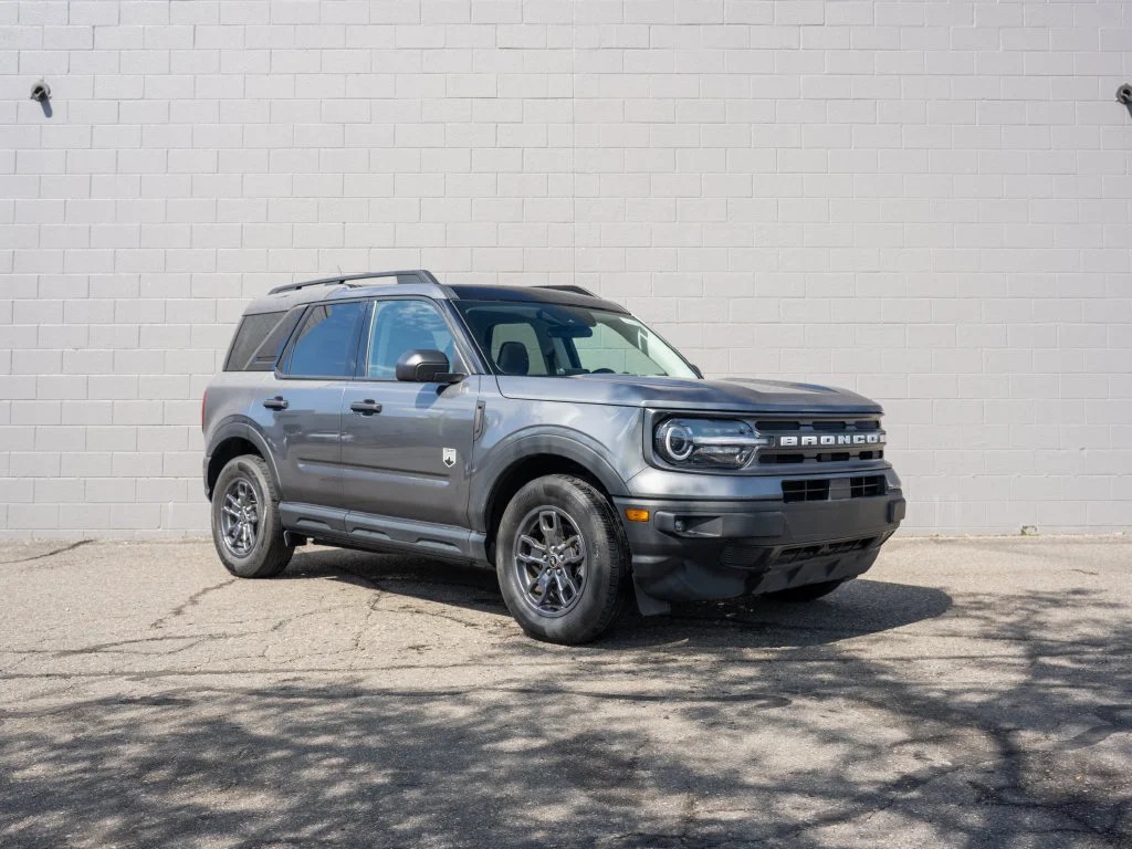 Used 2024 Gray Metallic Ford Big Bend image 9