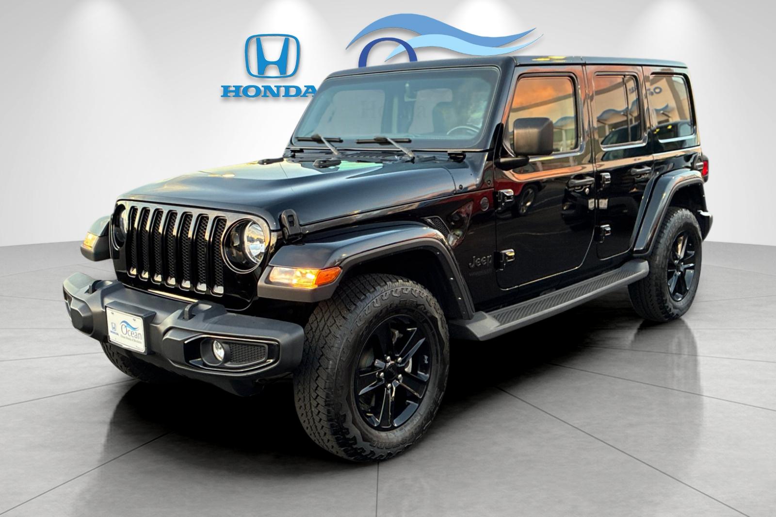 Used 2022 Black Clearcoat Jeep Unlimited Sahara Altitude image 7