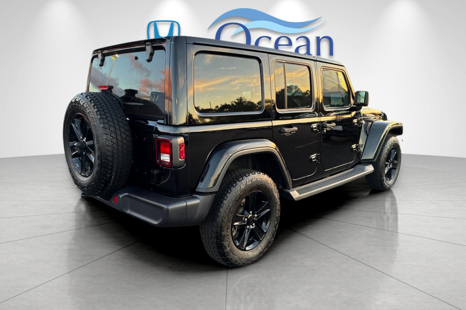 Used 2022 Black Clearcoat Jeep Unlimited Sahara Altitude image 3