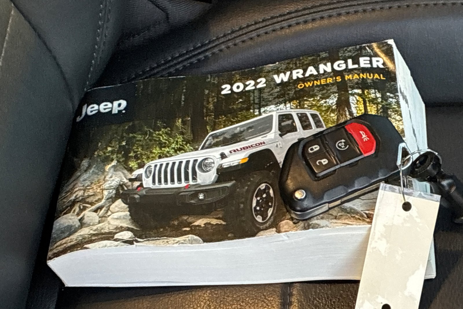 Used 2022 Black Clearcoat Jeep Unlimited Sahara Altitude image 14