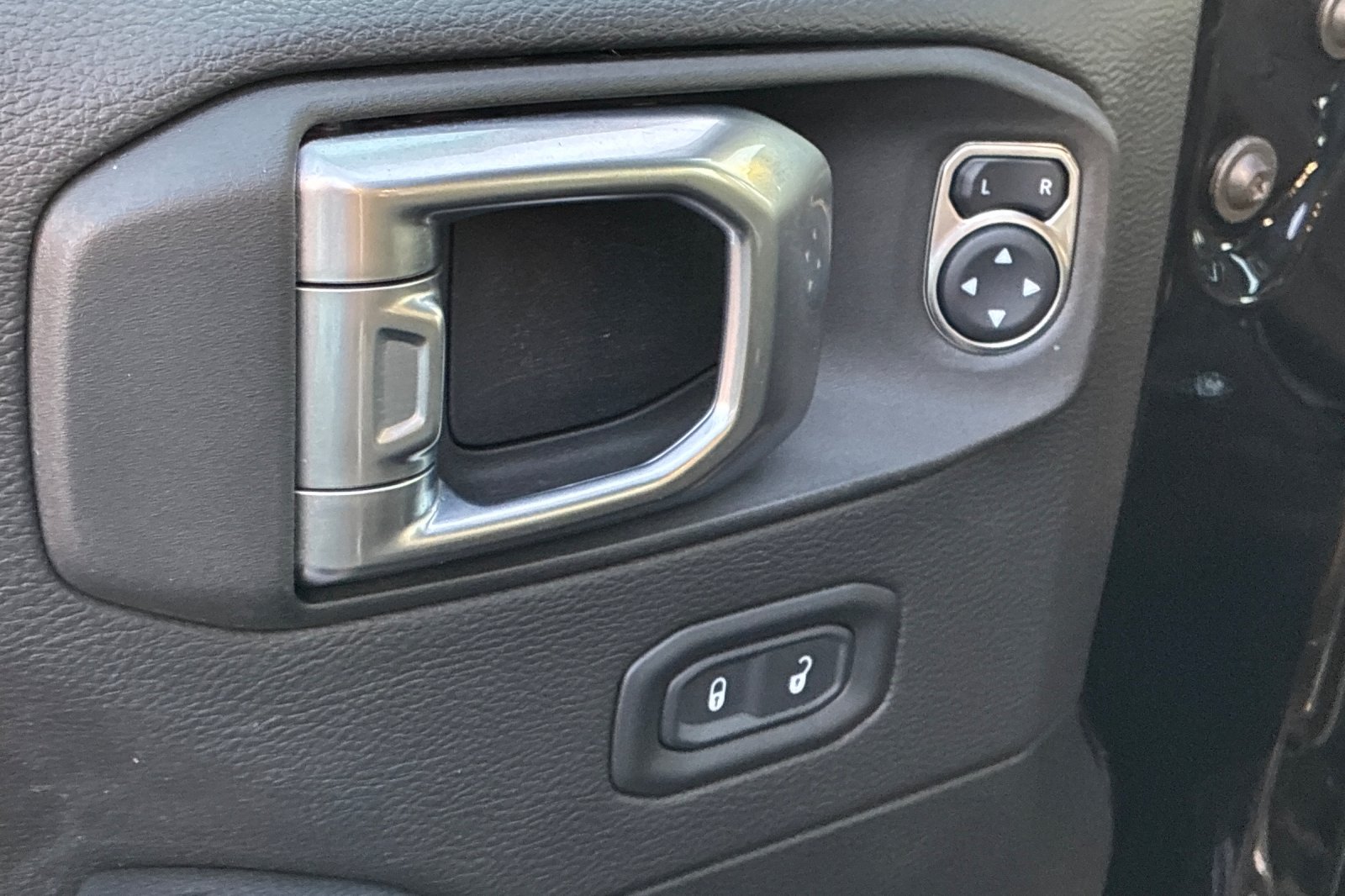 Used 2022 Black Clearcoat Jeep Unlimited Sahara Altitude image 13