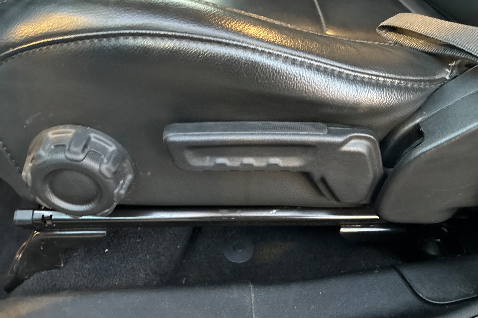 Used 2022 Black Clearcoat Jeep Unlimited Sahara Altitude image 9