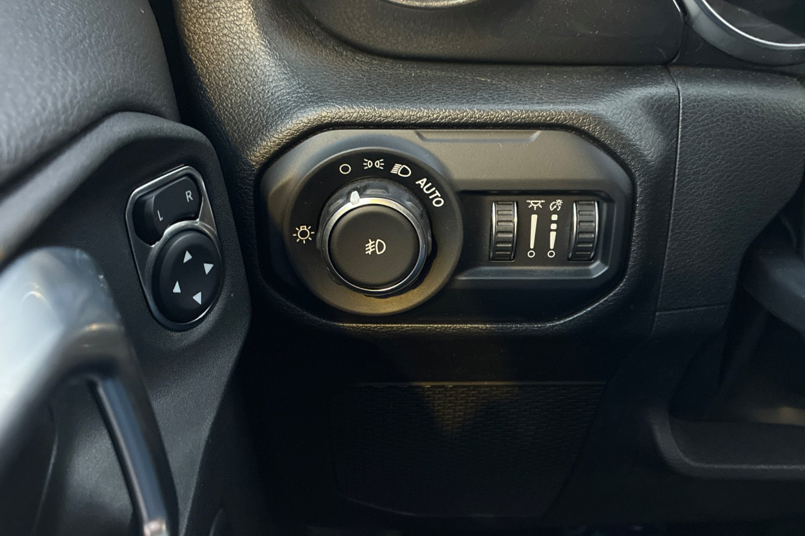 Used 2022 Black Clearcoat Jeep Unlimited Sahara Altitude image 42