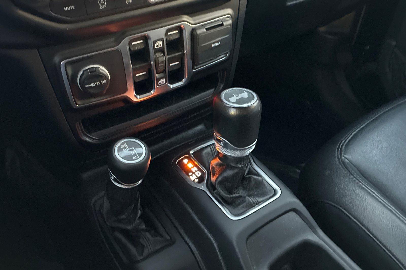 Used 2022 Black Clearcoat Jeep Unlimited Sahara Altitude image 29