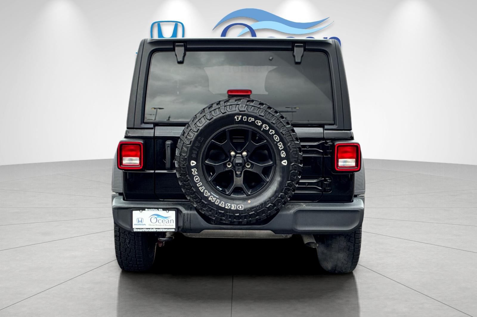 Used 2022 Black Clearcoat Jeep Unlimited Willys image 4