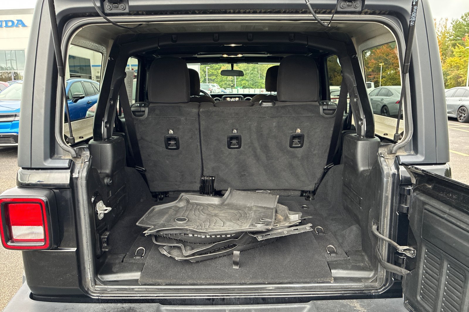 Used 2022 Black Clearcoat Jeep Unlimited Willys image 20