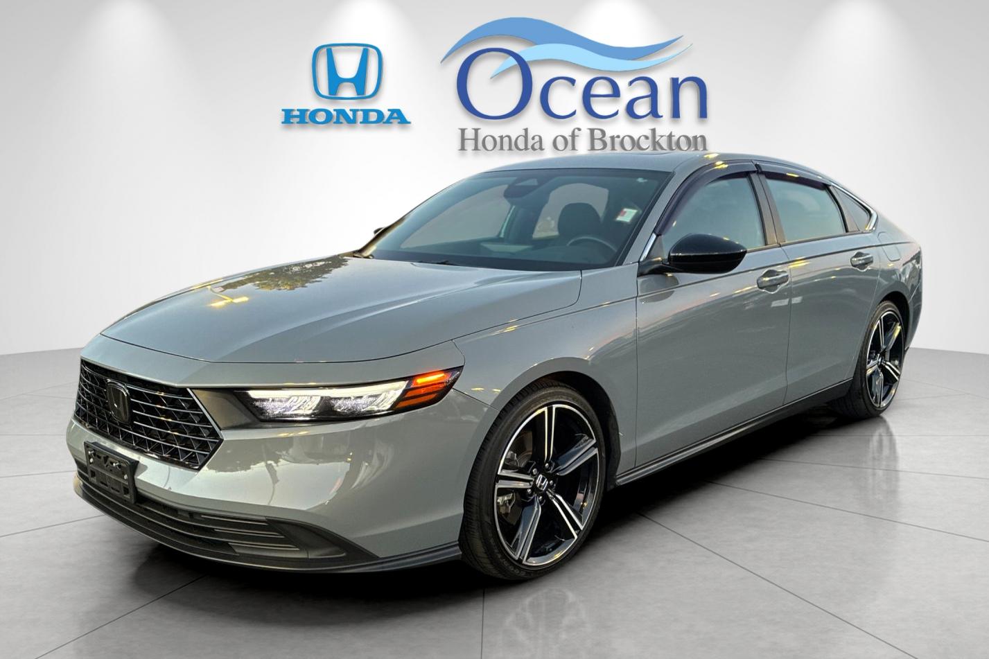 Used 2024 Urban Gray Pearl Honda Sport image 7
