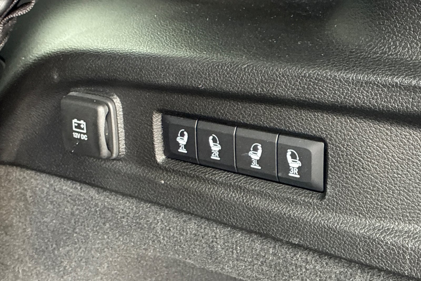 Used 2023 Diamond Black Jeep Summit image 22