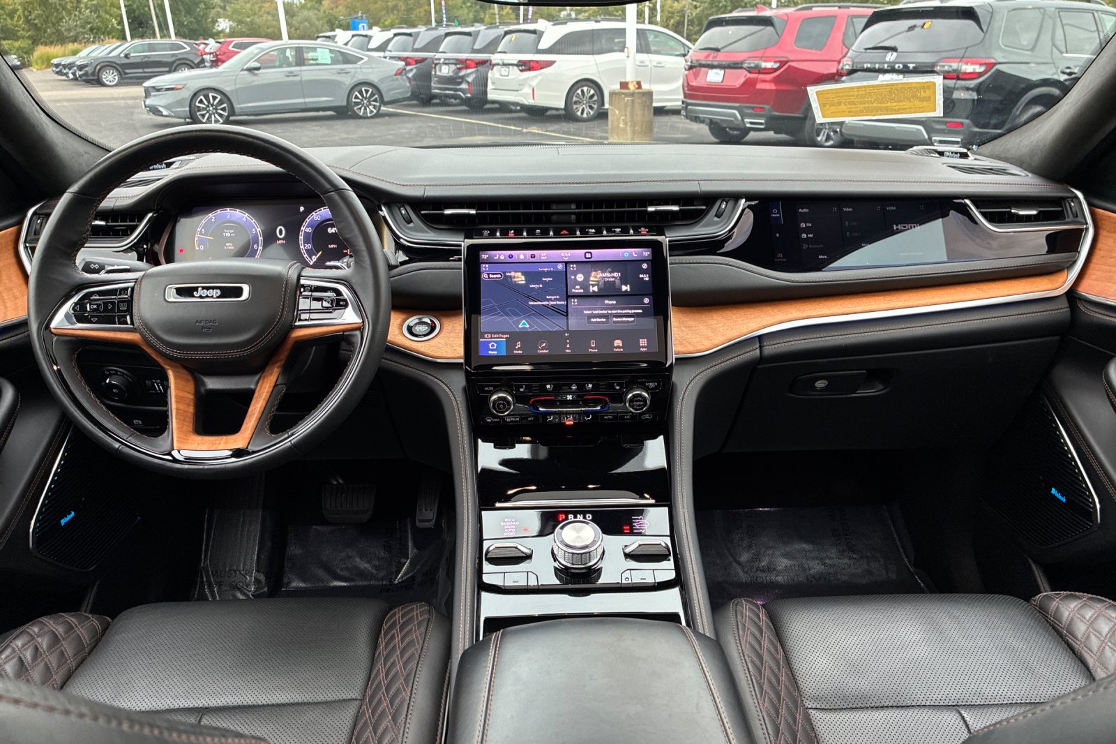 Used 2023 Diamond Black Jeep Summit image 16