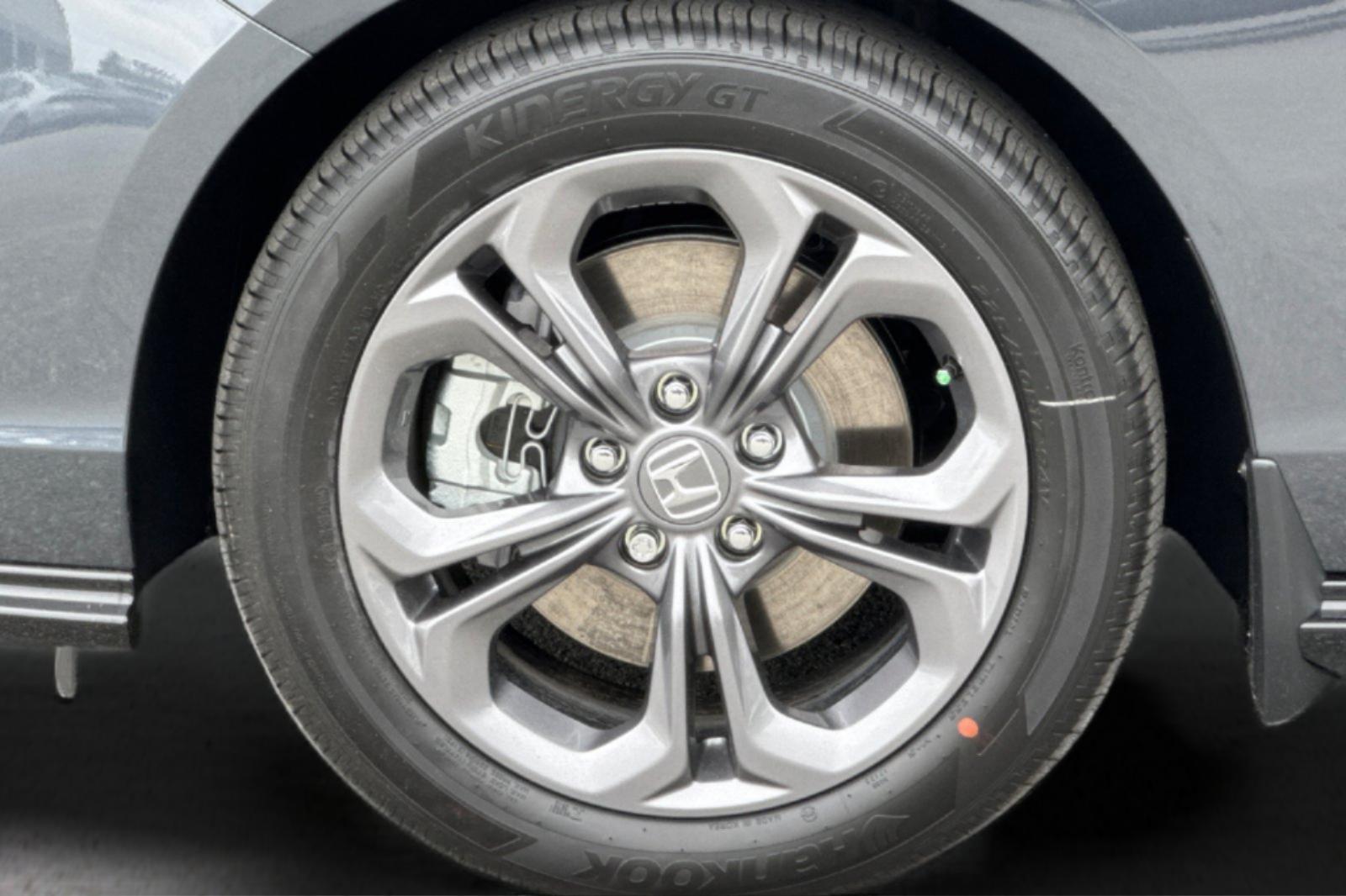 New 2026 Meteorite Gray Metallic Honda EX-L image 31