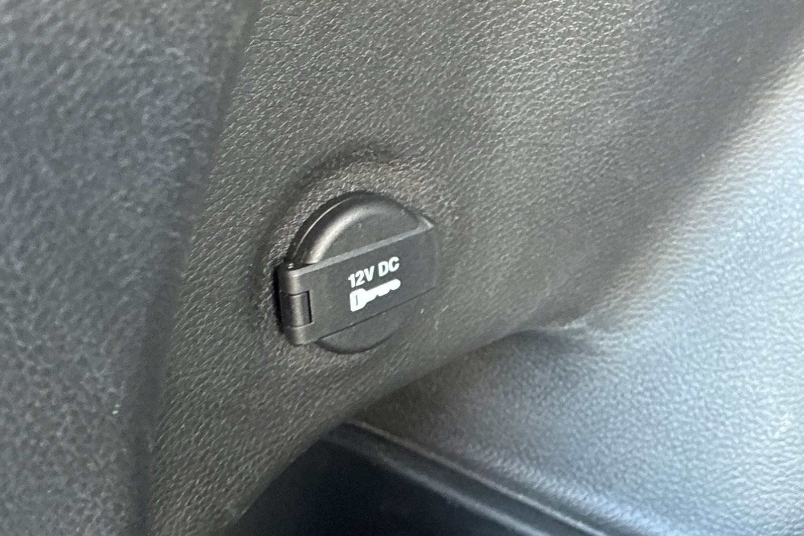 Used 2022 Diamond Black Jeep High Altitude image 21