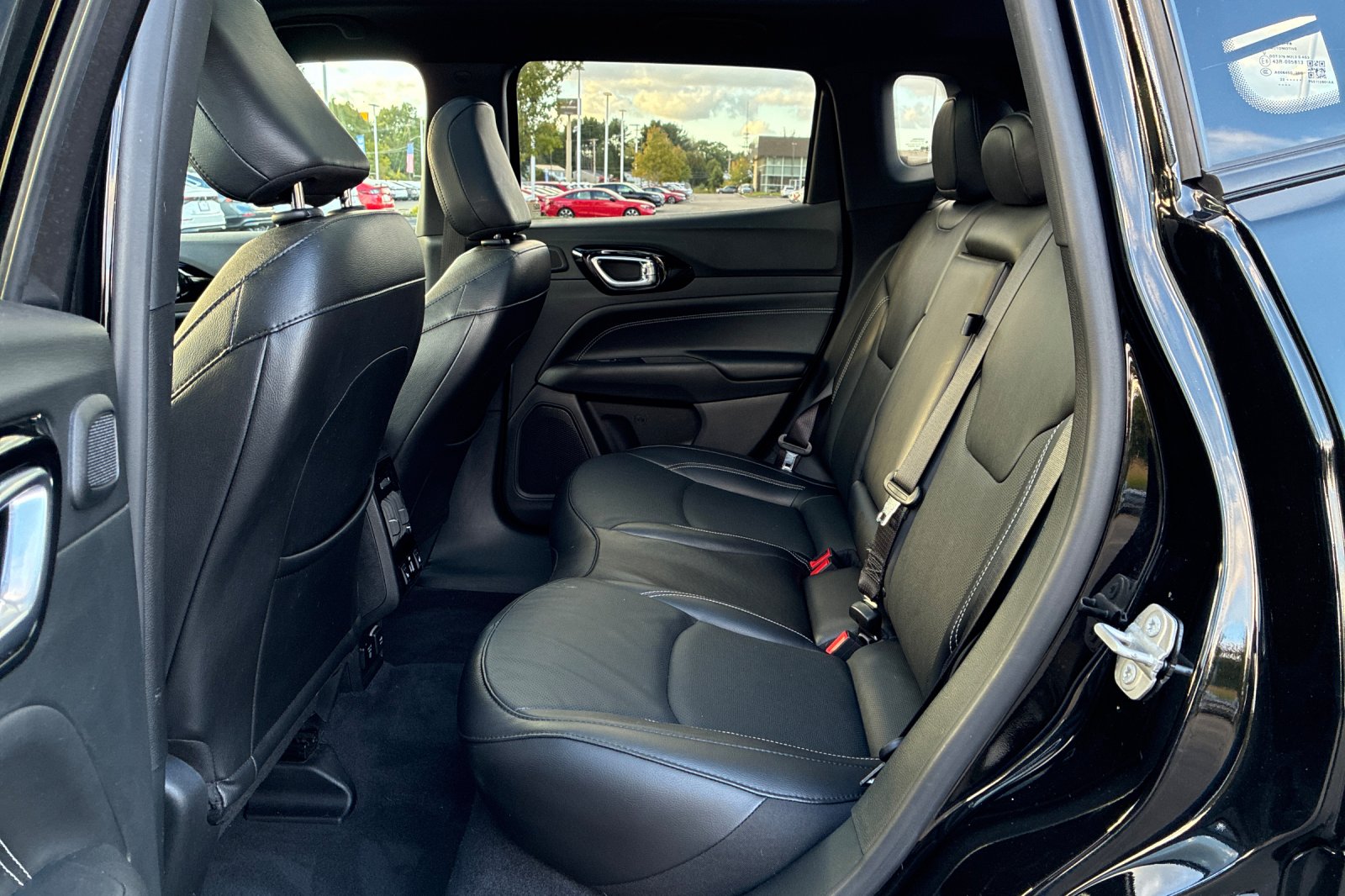 Used 2022 Diamond Black Jeep High Altitude image 15