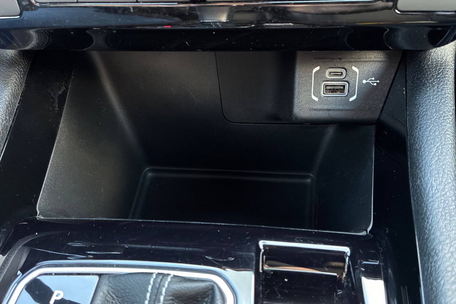 Used 2022 Diamond Black Jeep High Altitude image 40