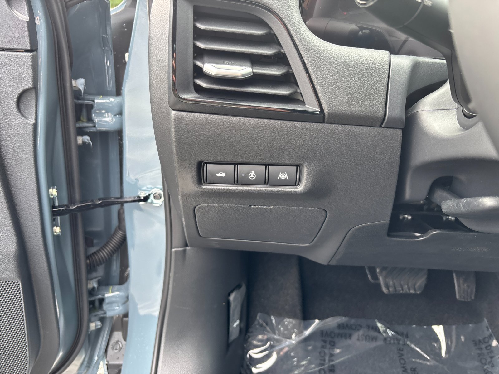 New 2027 Atlantic Gray Metallic / Super Black Two-tone Nissan SR Midnight Edition image 30