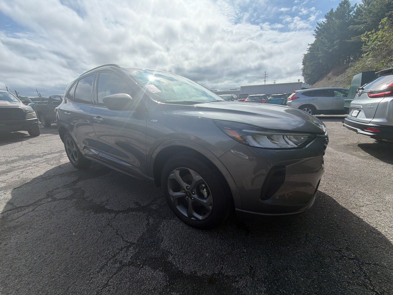 Used 2024 Gray Metallic Ford ST-Line image 7