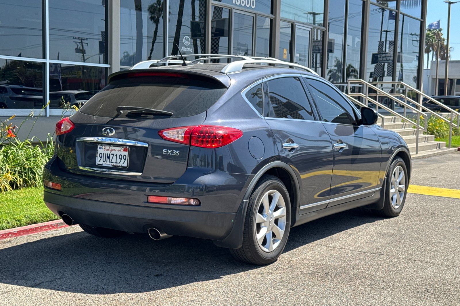 Used 2009 Slate Metallic INFINITI Journey image 5