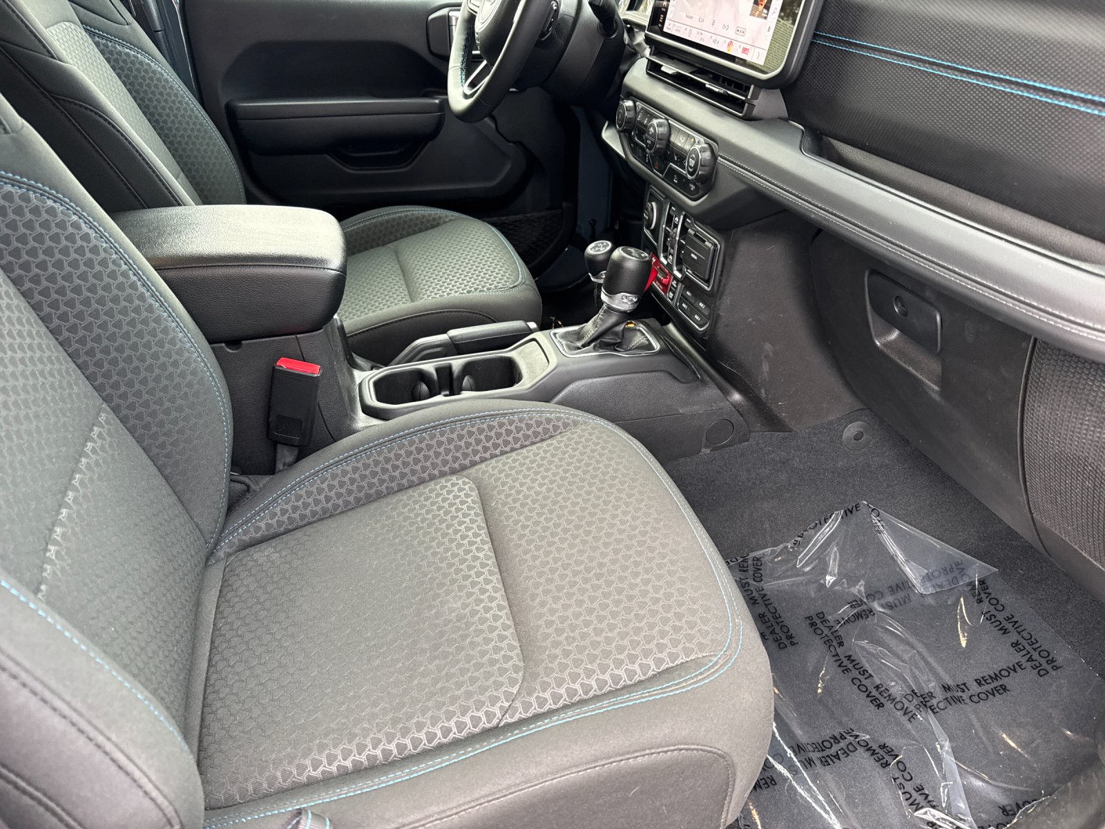 Used 2024 Gray Jeep Rubicon 4xe image 15
