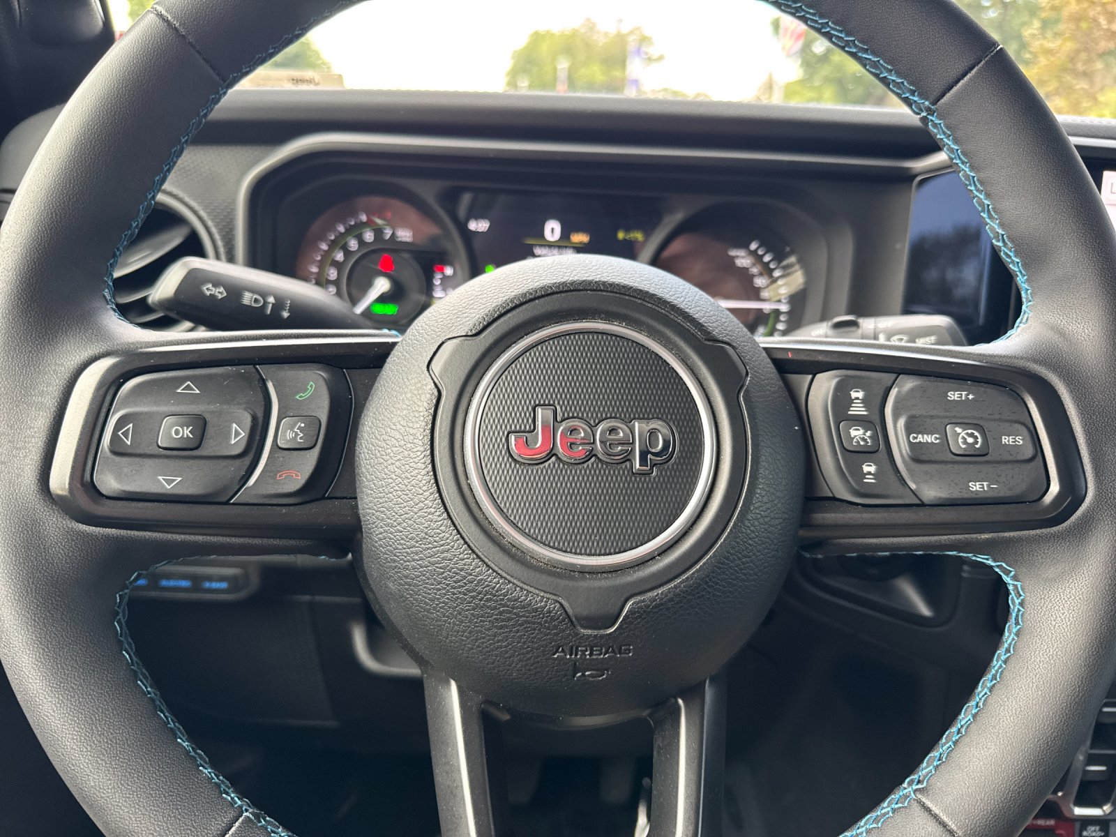 Used 2024 Gray Jeep Rubicon 4xe image 22