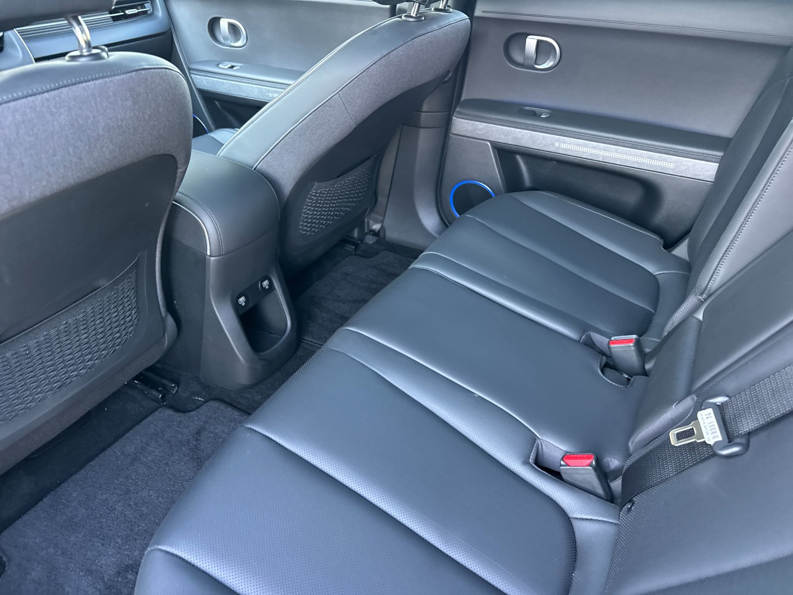 Certified Used 2024 Green Hyundai Limited image 11