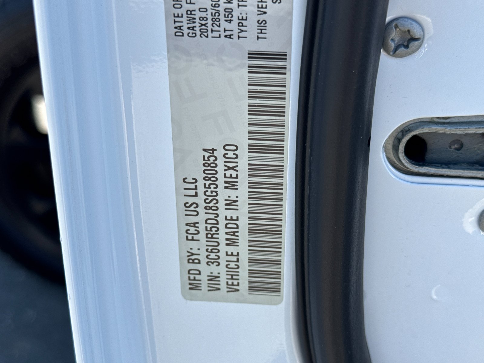 Used 2025 White Ram Big Horn image 28