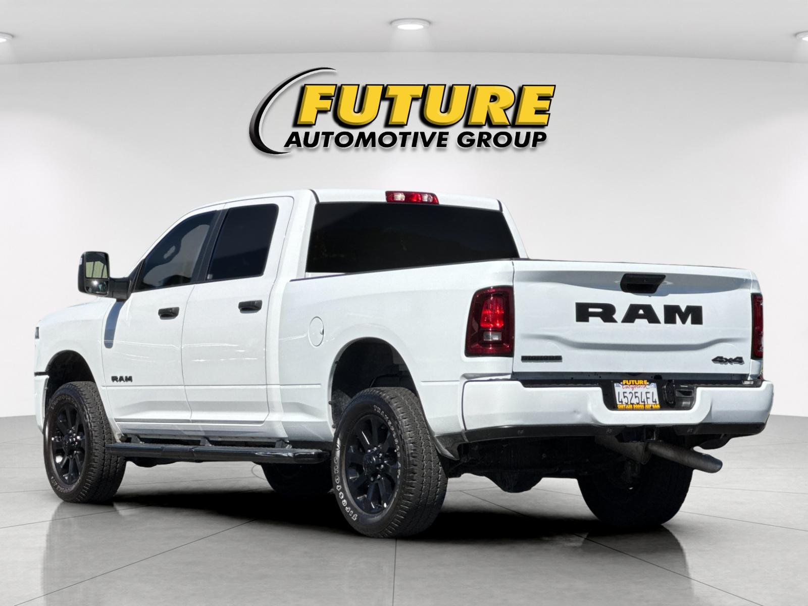 Used 2025 White Ram Big Horn image 6