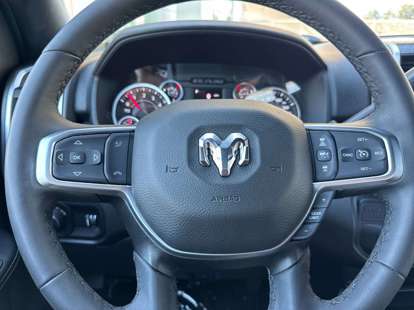 Used 2025 White Ram Big Horn image 23