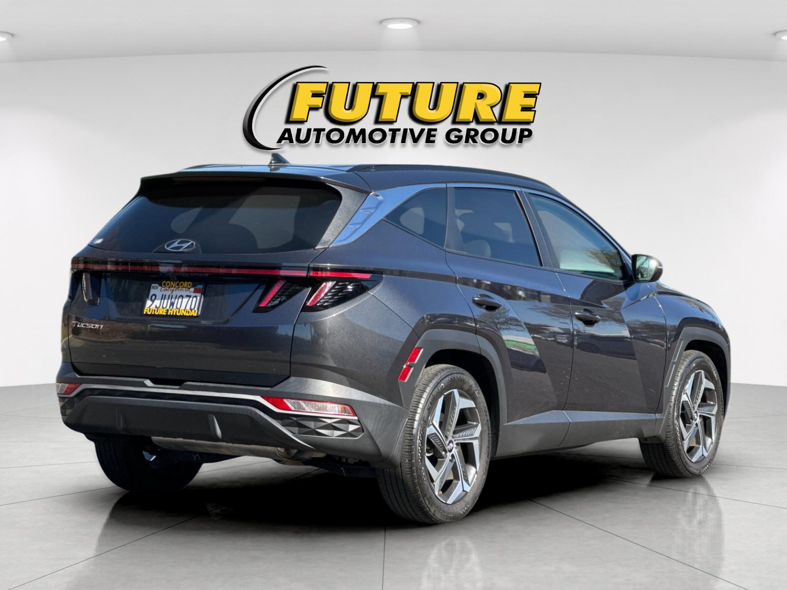 Certified Used 2024 Gray Hyundai SEL image 3