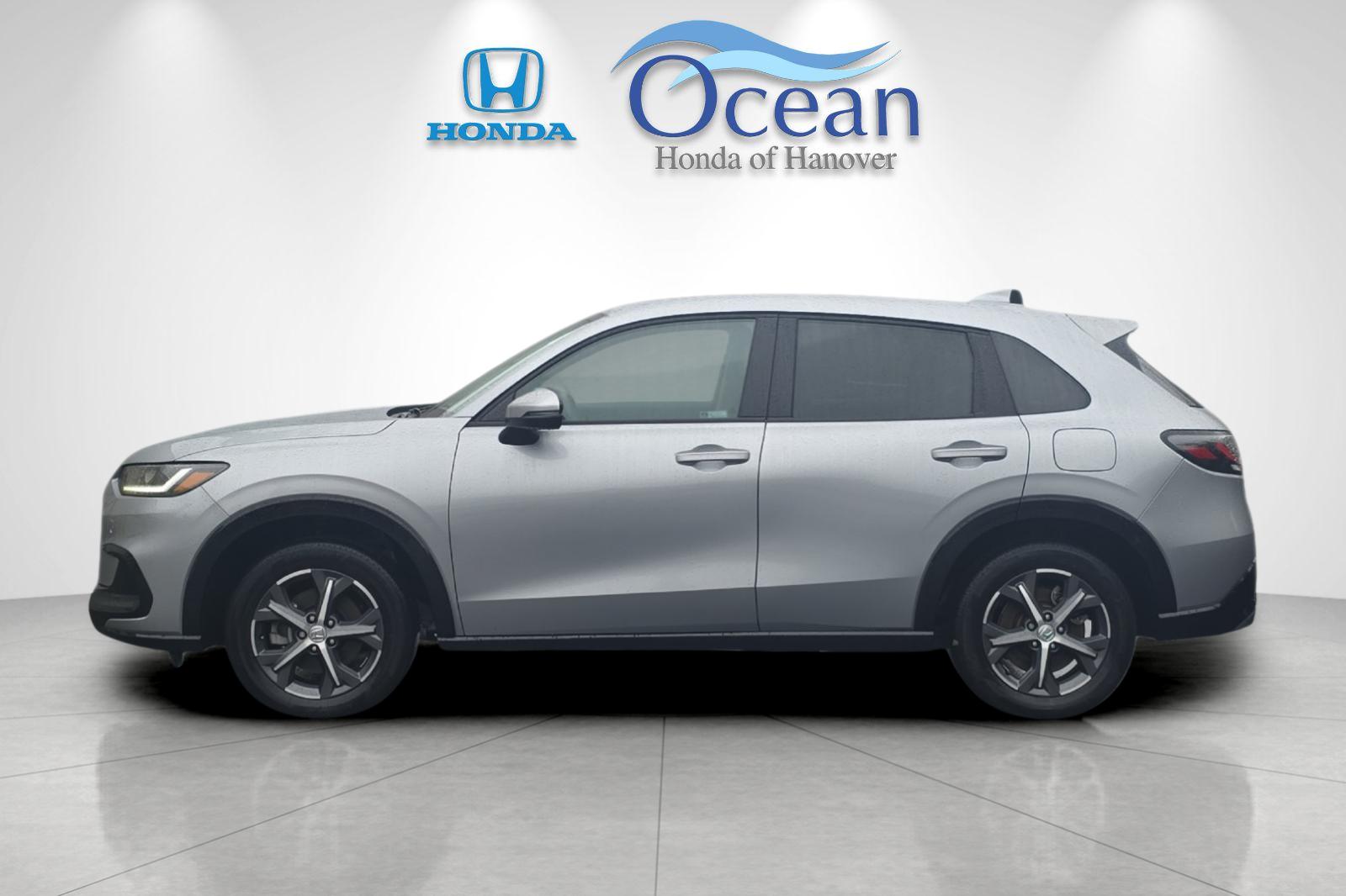Used 2024 Lunar Silver Metallic Honda EX-L image 6