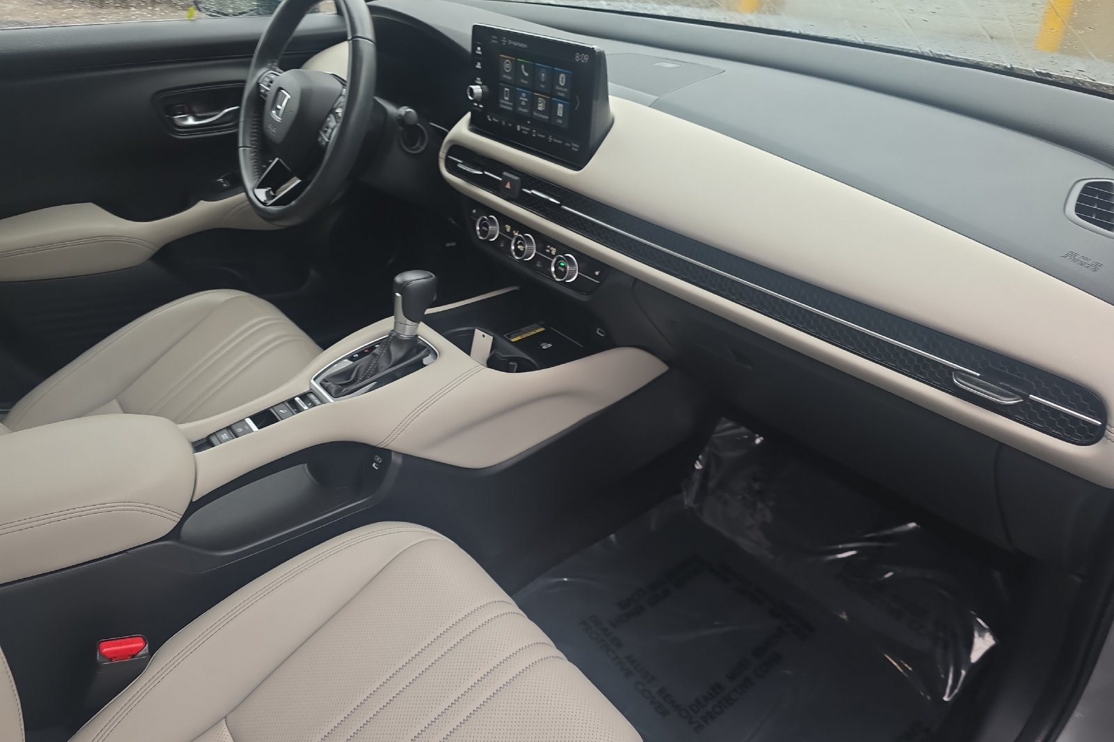 Used 2024 Lunar Silver Metallic Honda EX-L image 17