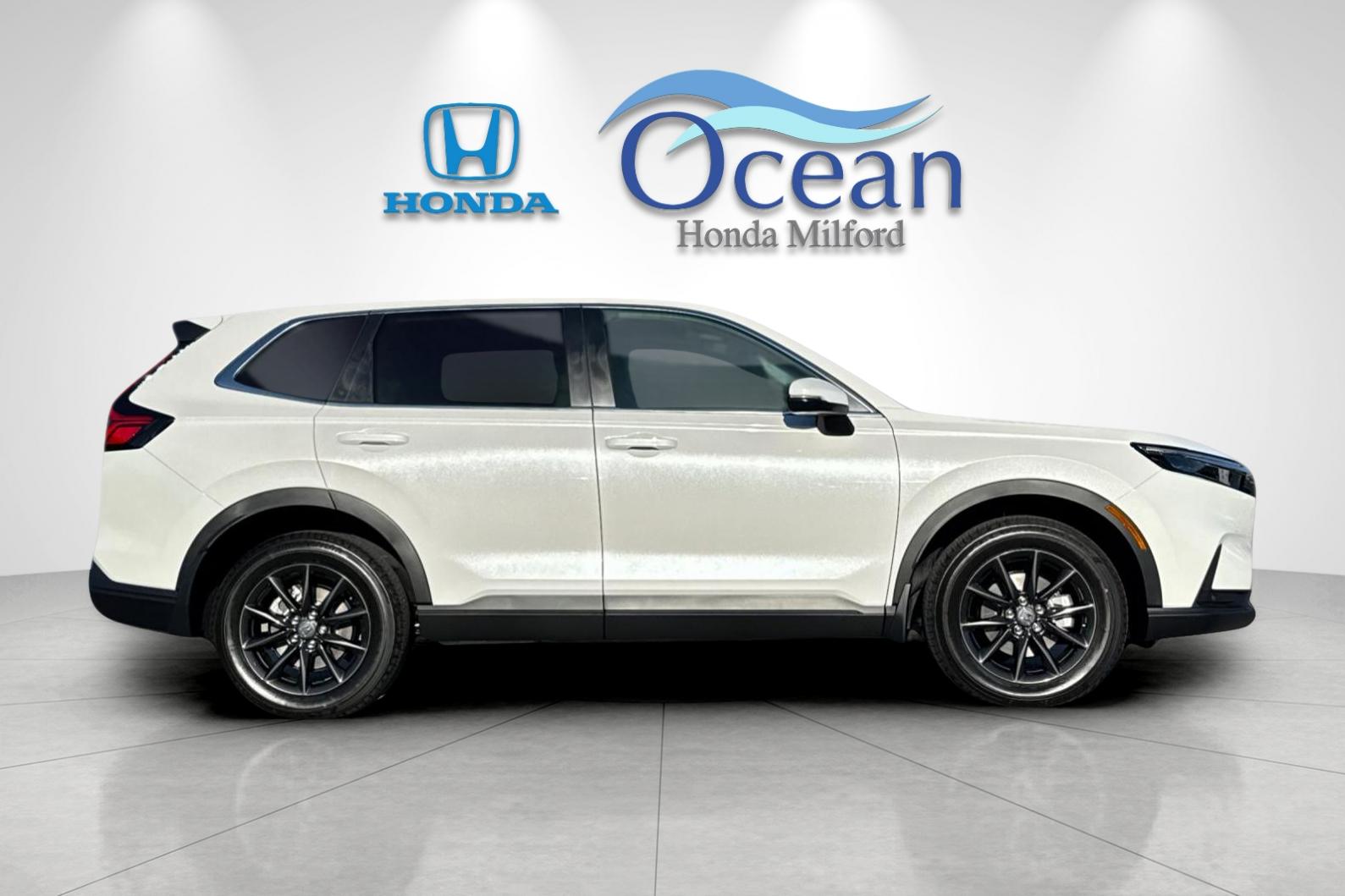 New 2027 Solar Silver Metallic Honda EX-L image 6
