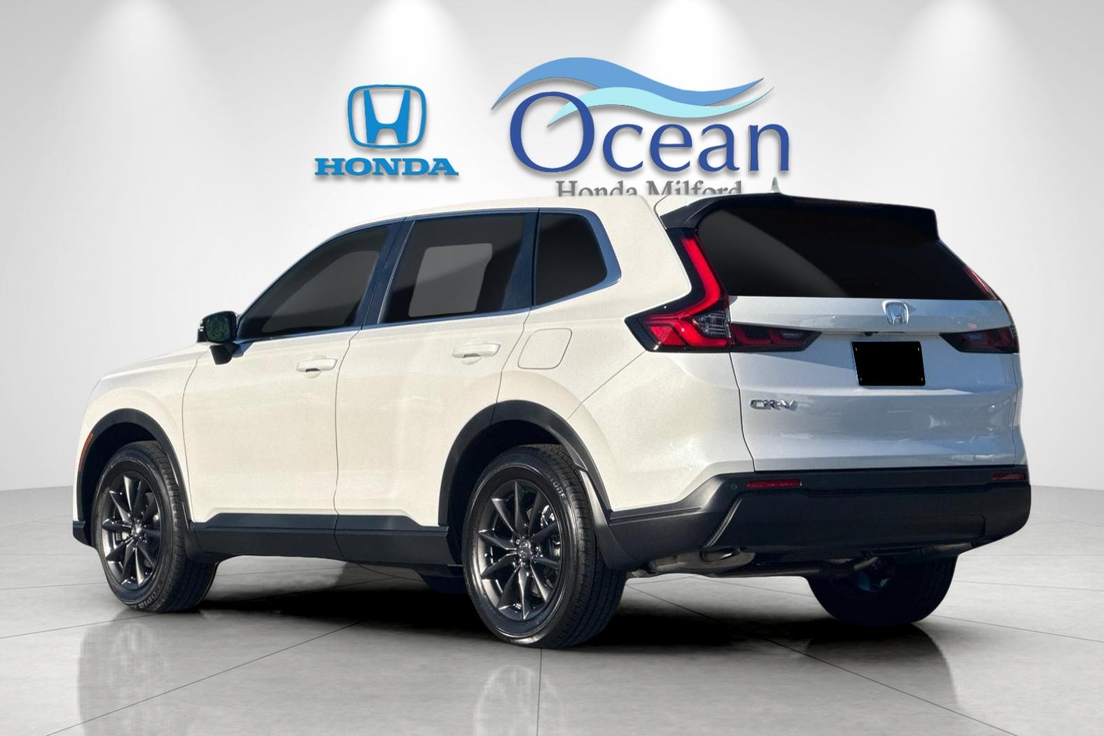 New 2027 Solar Silver Metallic Honda EX-L image 3