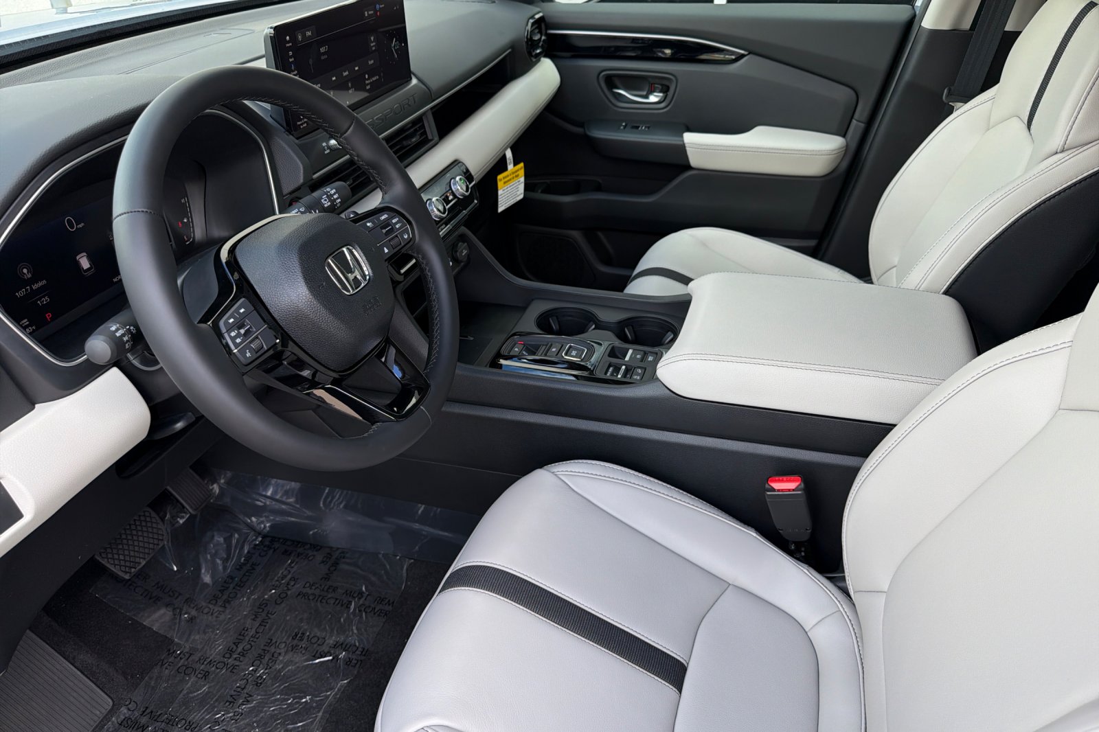 New 2026 Sonic Gray Pearl Honda RTL image 9