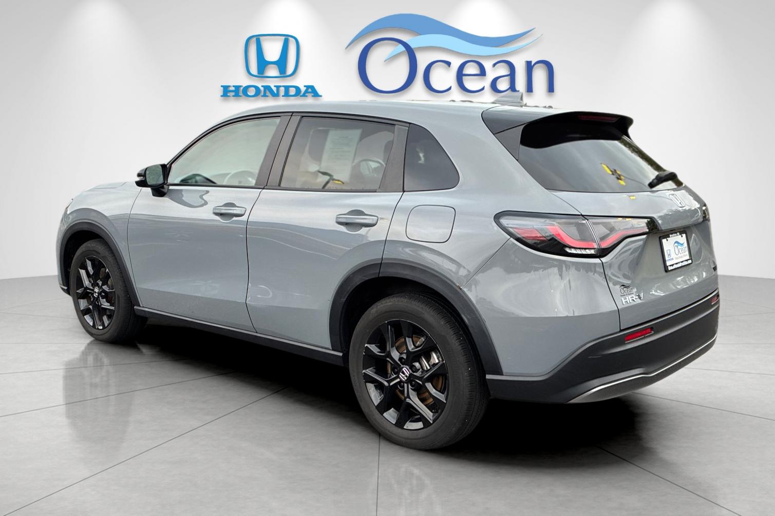 Used 2025 Urban Gray Pearl Honda Sport image 5