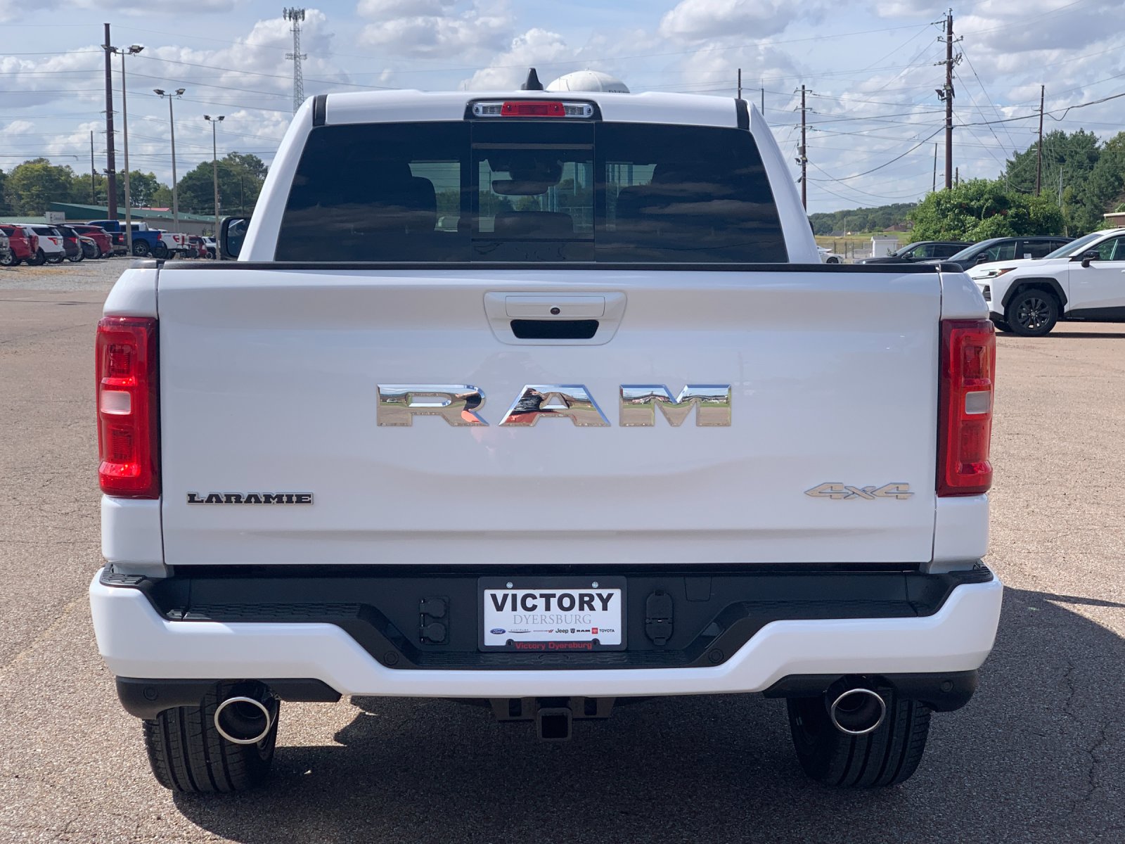 New 2027 Bright White Clear-Coat Exterior Paint RAM Laramie image 5