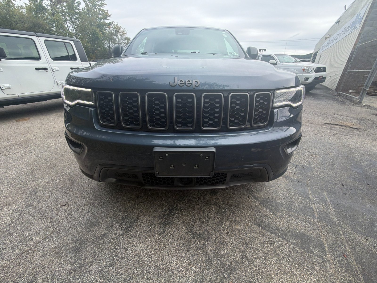 Used 2021 Slate Blue Jeep Limited image 8