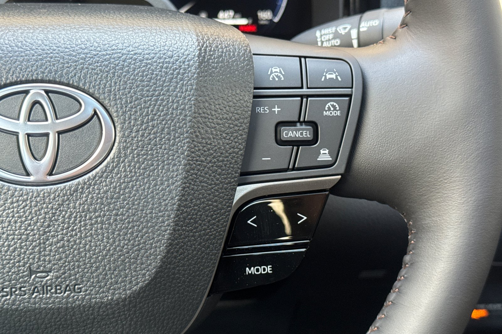 New 2026 Wind Chill Pearl Toyota XLE image 30