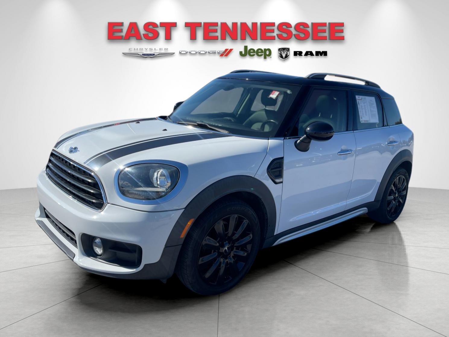 Used 2017 White MINI Base image 7