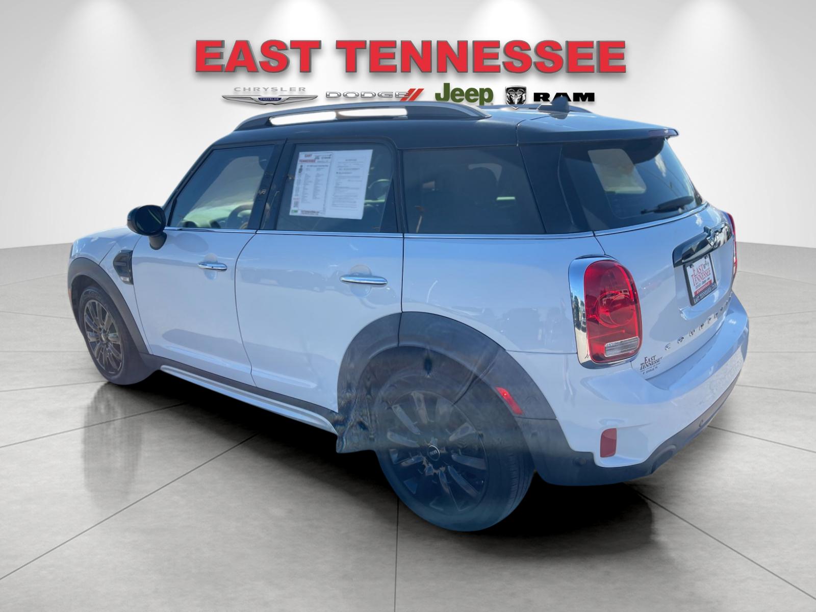 Used 2017 White MINI Base image 5