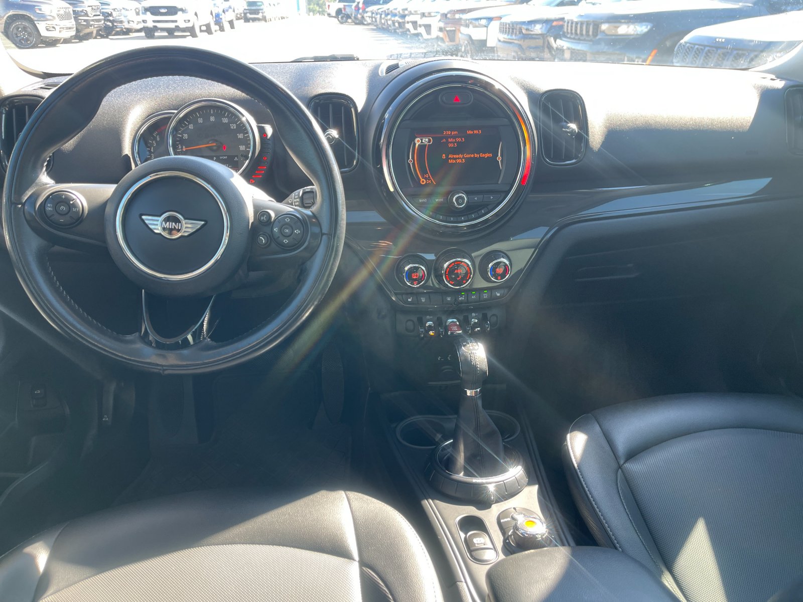 Used 2017 White MINI Base image 16