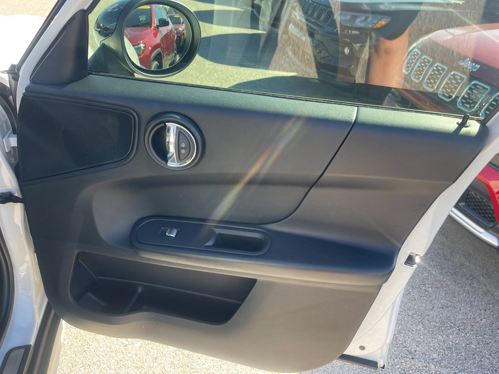 Used 2017 White MINI Base image 21