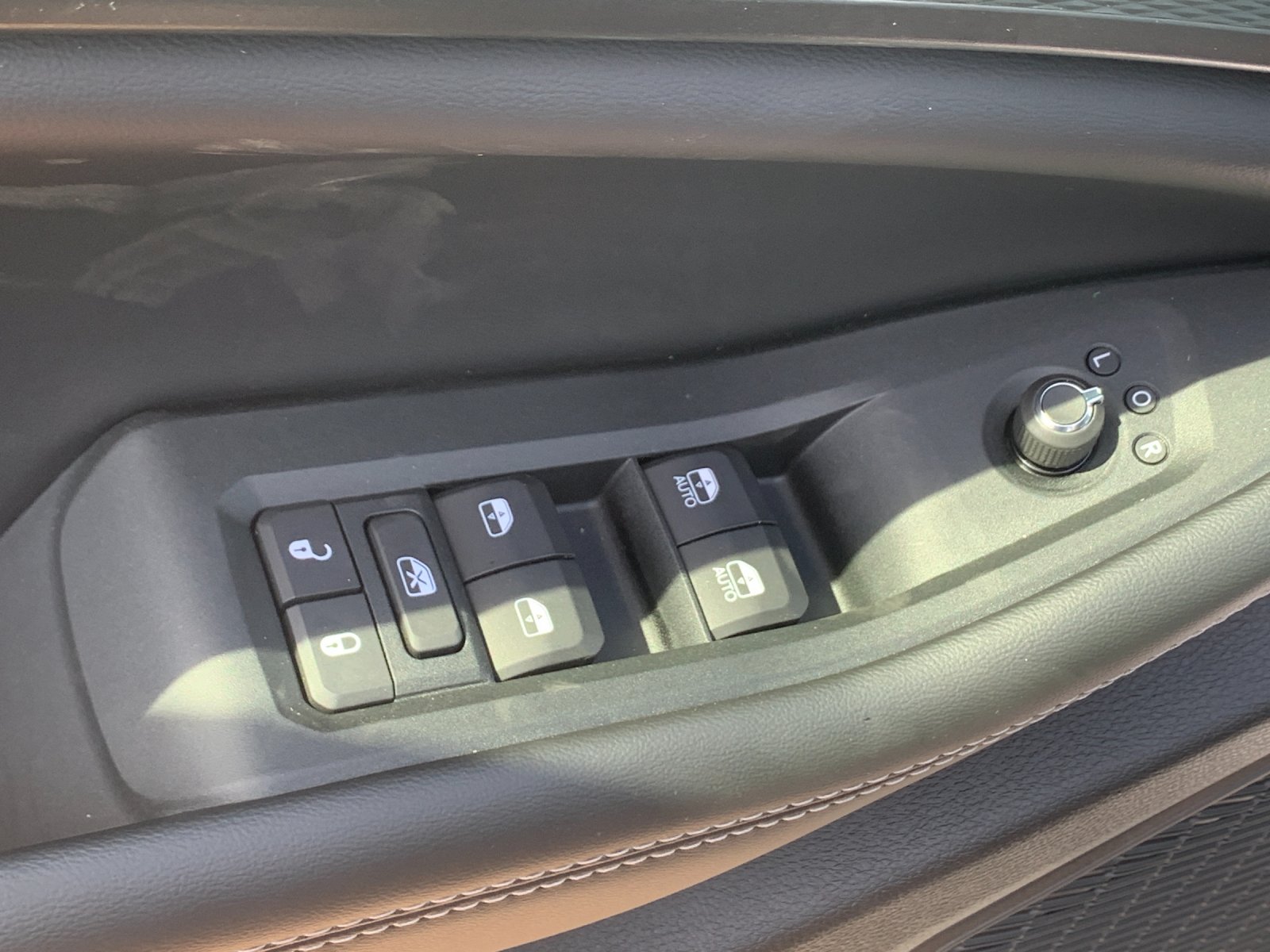 New 2027 Gray Jeep  image 13