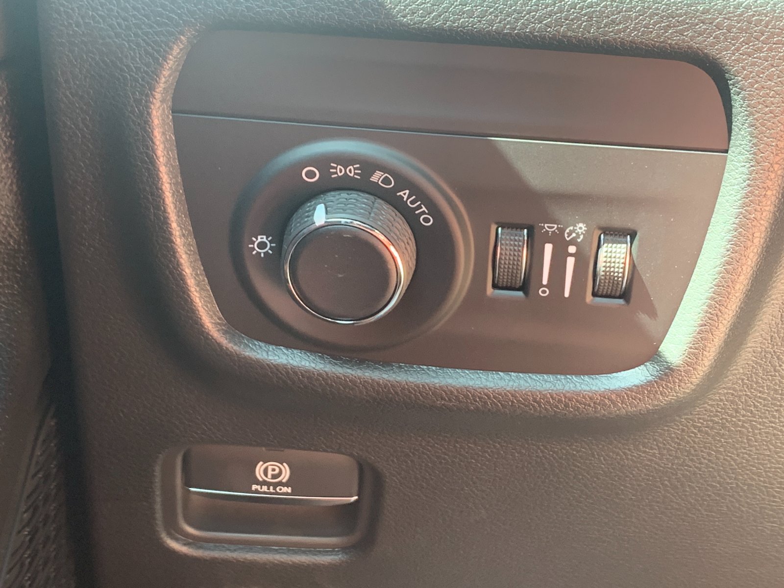 New 2027 Gray Jeep  image 33