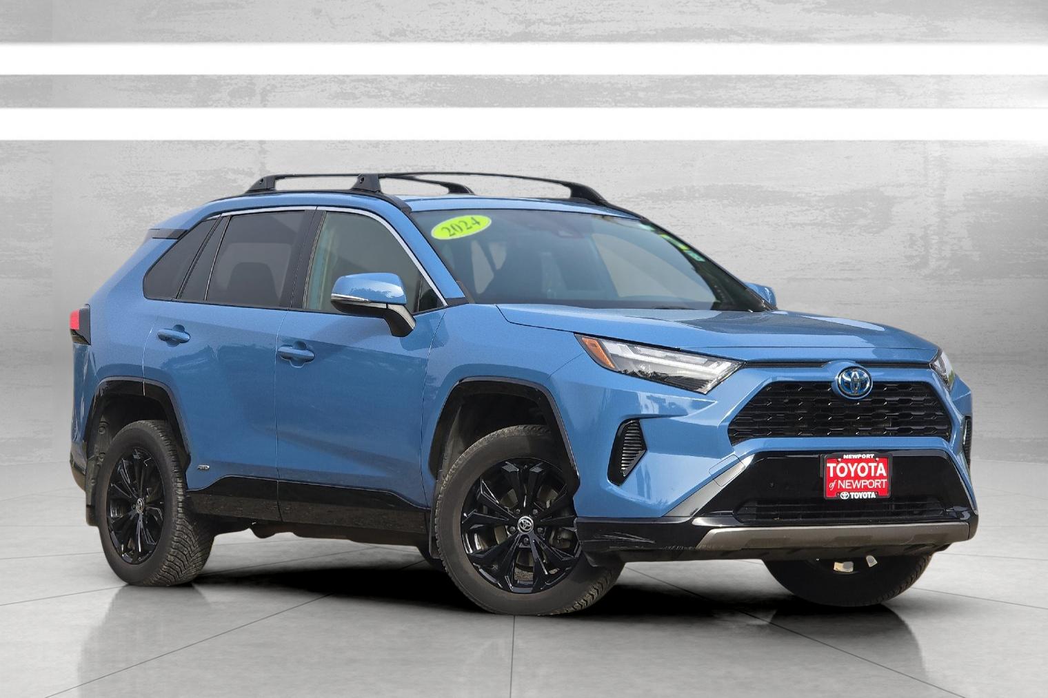 2024 Toyota RAV4 Hybrid SE