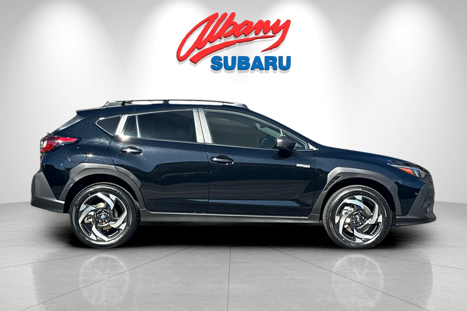 New 2026 CRYSTAL BLACK SILICA Subaru Limited Hybrid image 3
