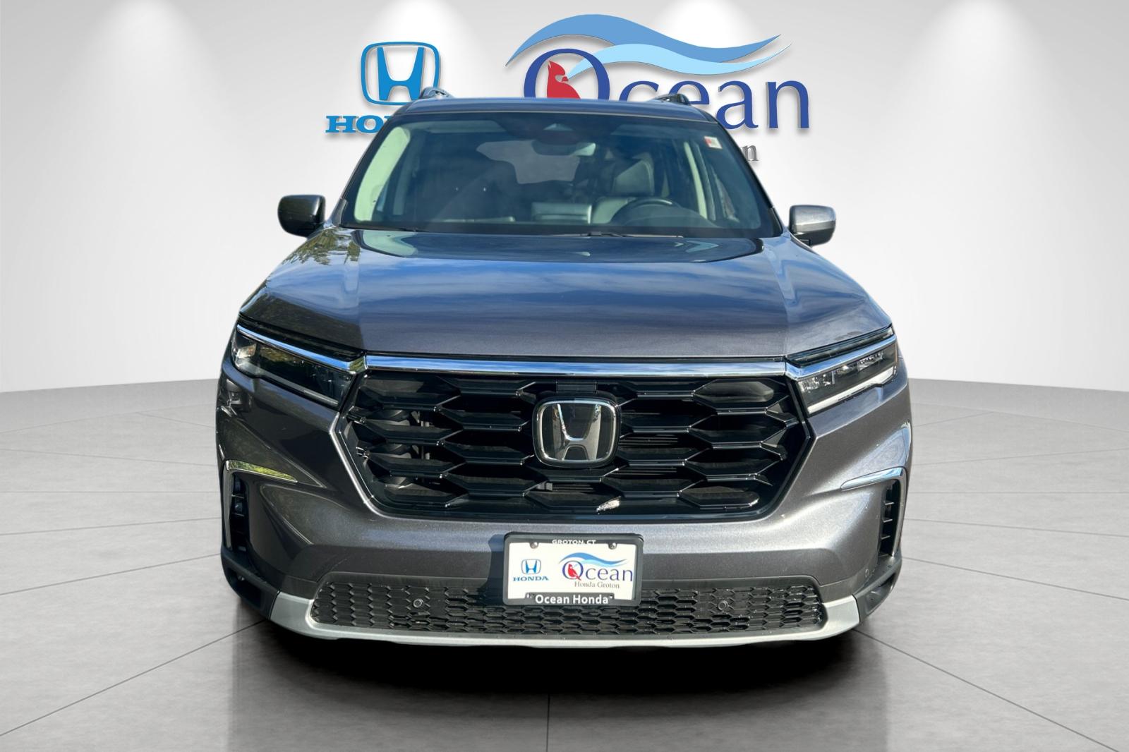 Used 2025 Modern Steel Metallic Honda Touring+ image 8