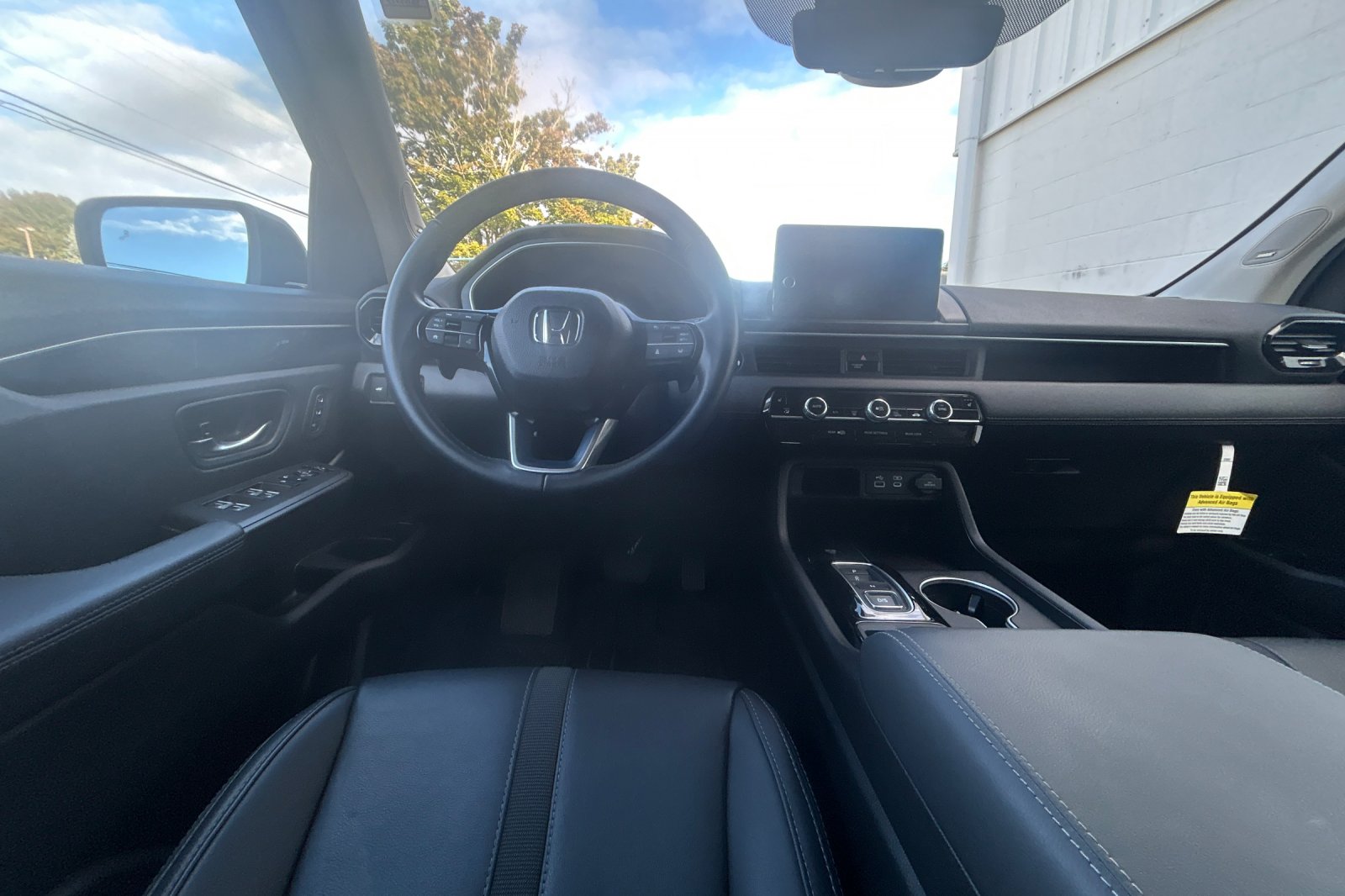 Used 2025 Modern Steel Metallic Honda Touring+ image 14