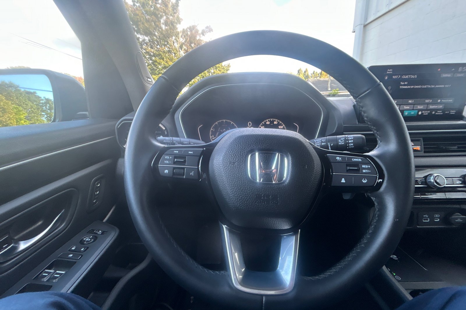 Used 2025 Modern Steel Metallic Honda Touring+ image 24