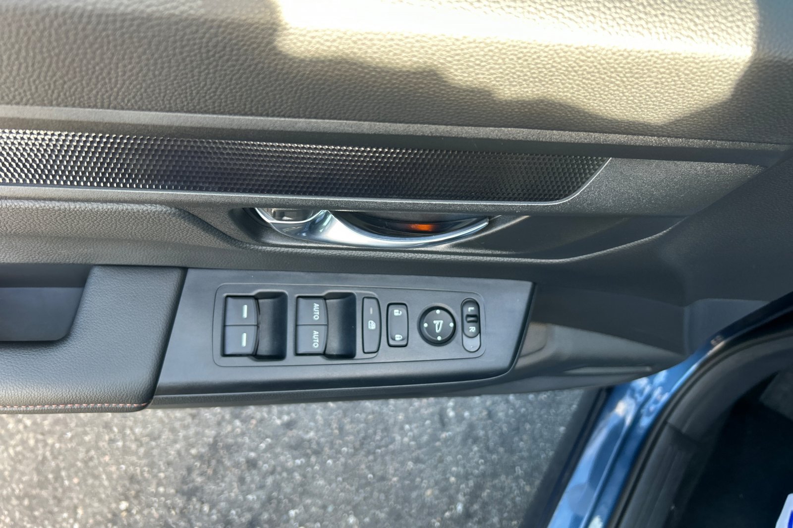Used 2026 Canyon River Blue Metallic Honda TrailSport image 11