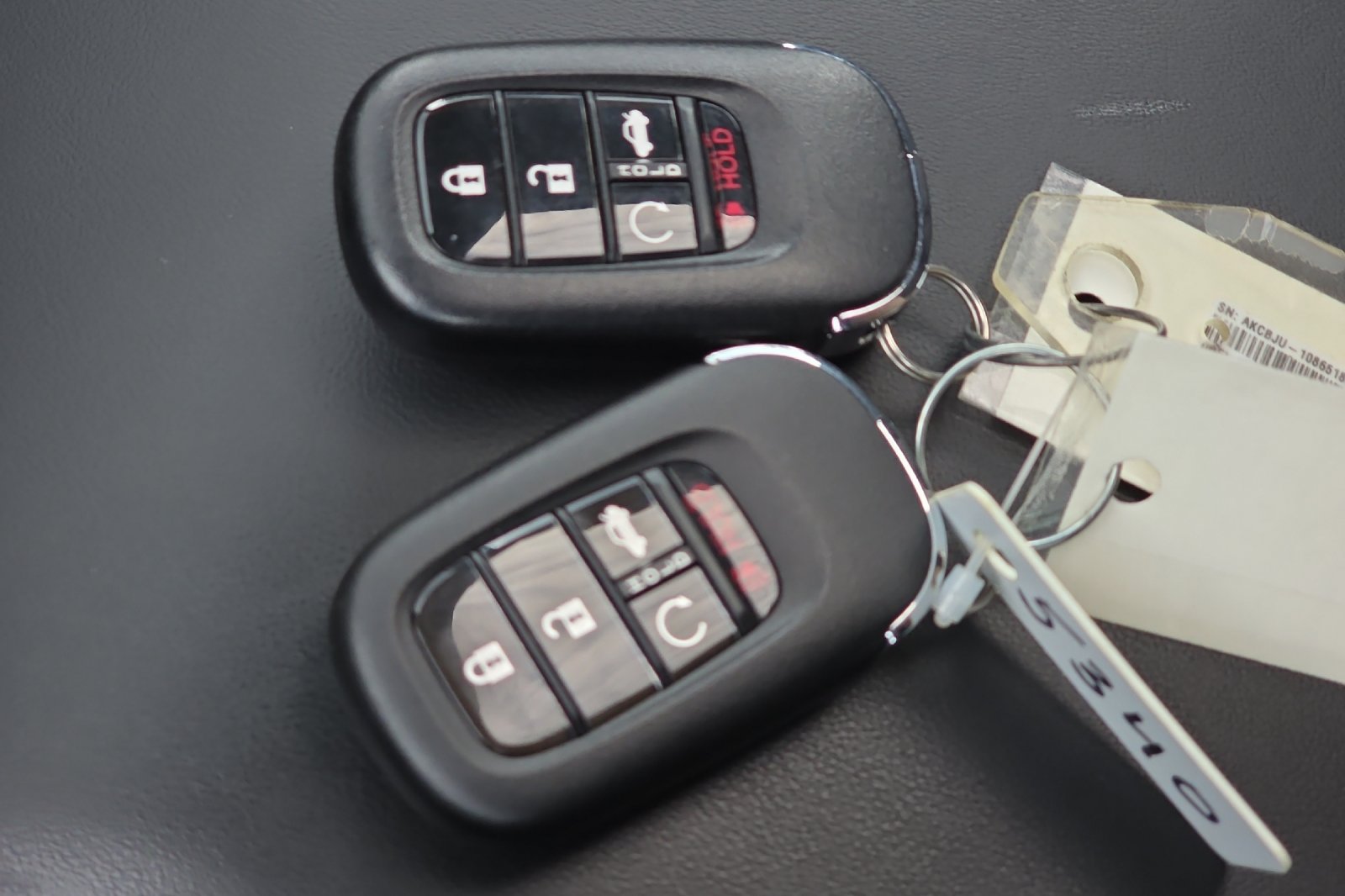Used 2025 Platinum White Pearl Honda SE image 9